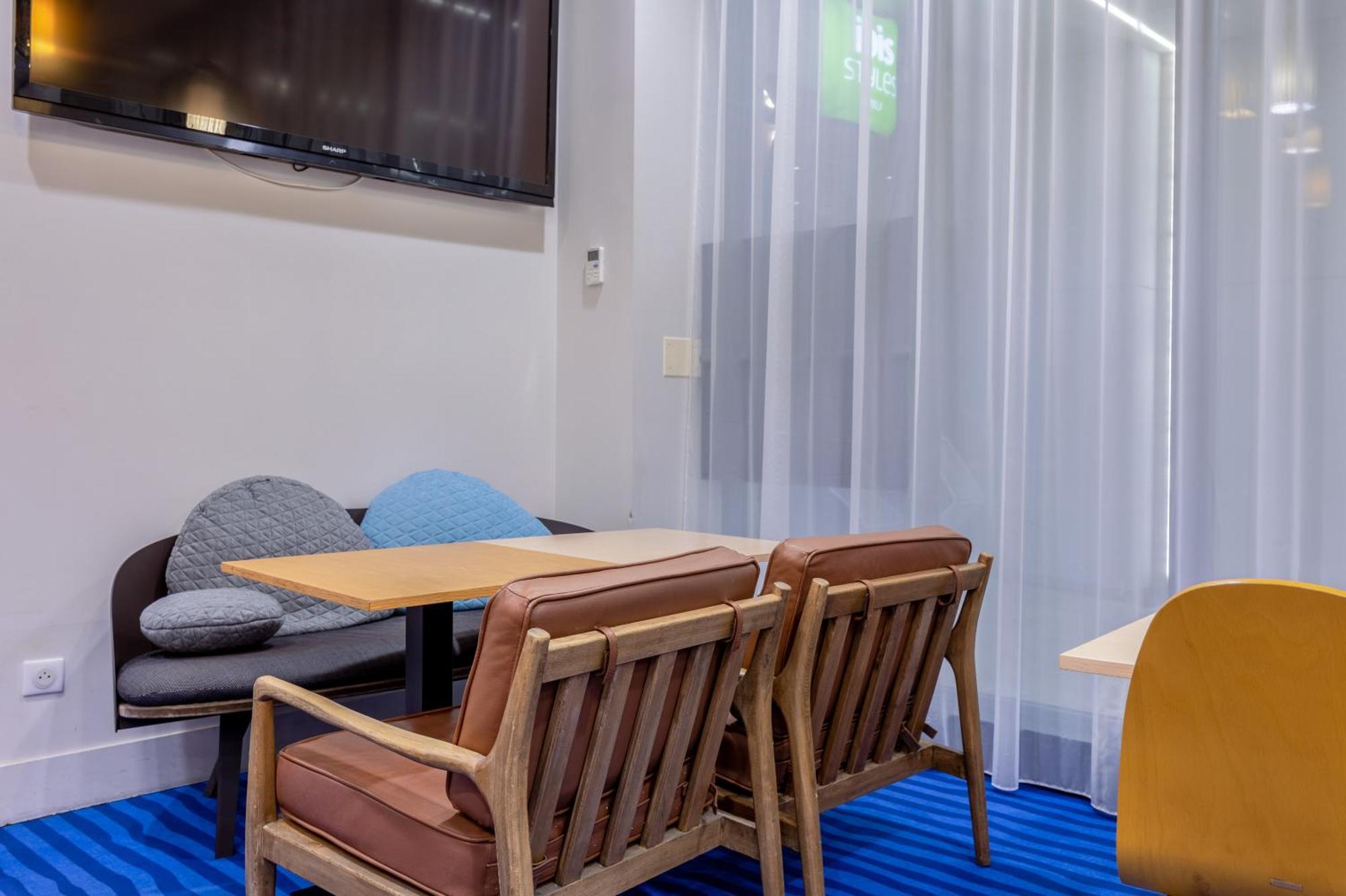 Hotel ibis Styles La Rochelle Centre Exterior foto
